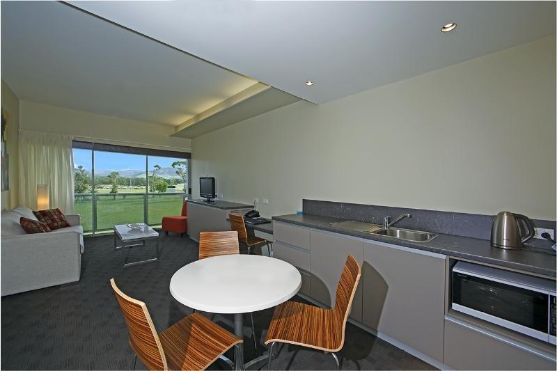 Travelodge Hotel Hobart Airport Cambridge Exterior photo